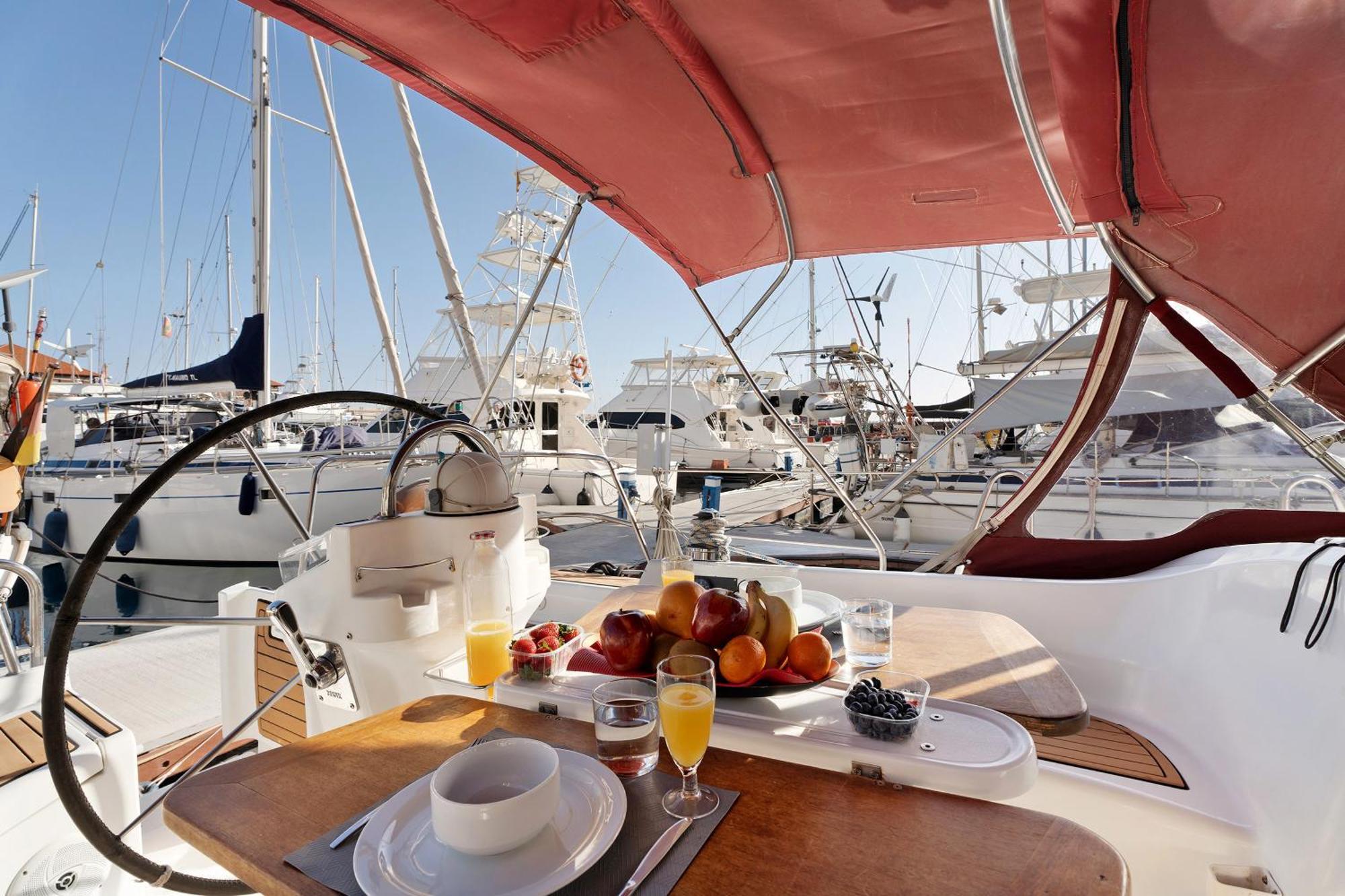 Готель Pato Lucas Sail Boat Сан-Себастьян-де-ла-Гомера Екстер'єр фото